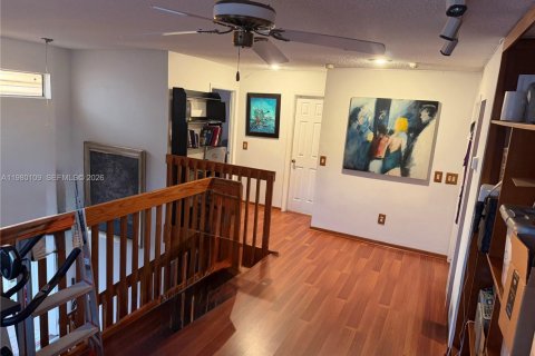 Купить таунхаус в Майами, Флорида 3 спальни, 144.93м2, № 2043713 - фото 12