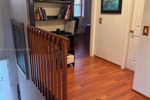 Купить таунхаус в Майами, Флорида 3 спальни, 144.93м2, № 2043713 - фото 15