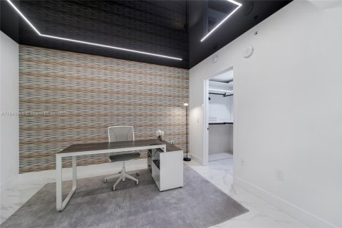 Copropriété à vendre à Sunny Isles Beach, Floride: 2 chambres, 141.58 m2 № 1980103 - photo 23