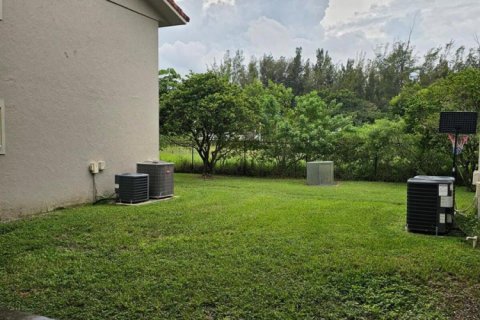 Copropriété à louer à West Palm Beach, Floride: 2 chambres, 83.98 m2 № 2390064 - photo 9