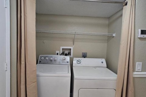 Copropriété à louer à West Palm Beach, Floride: 2 chambres, 83.98 m2 № 2390064 - photo 11