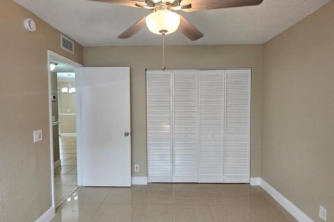 Copropriété à louer à West Palm Beach, Floride: 2 chambres, 83.98 m2 № 2390064 - photo 14