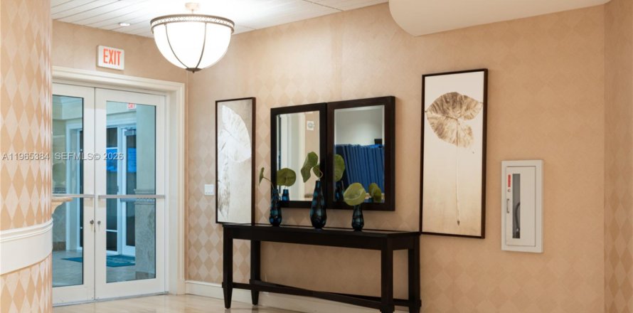 Condo in Aventura, Florida, 2 bedrooms № 2081202