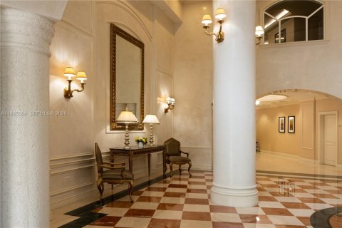 Condo in Aventura, Florida, 2 bedrooms № 2081202 - photo 2
