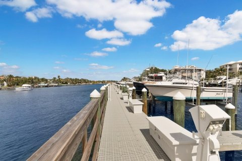 Condo in Juno Beach, Florida, 2 bedrooms  № 1103384 - photo 1