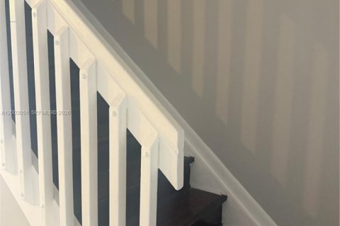 Adosado en alquiler en Lauderhill, Florida, 3 dormitorios, 195.09 m2 № 2066495 - foto 7