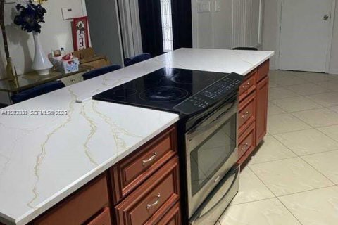 Adosado en alquiler en Lauderhill, Florida, 3 dormitorios, 195.09 m2 № 2066495 - foto 3