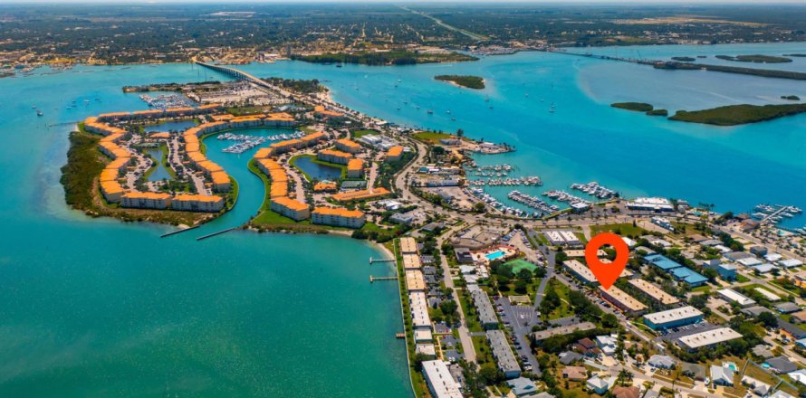 Condominio en Fort Pierce, Florida, 2 dormitorios  № 1188573