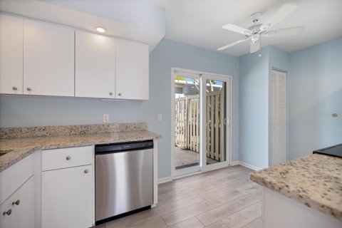 Casa en alquiler en Venice, Florida, 3 dormitorios, 105.26 m2 № 2106651 - foto 6