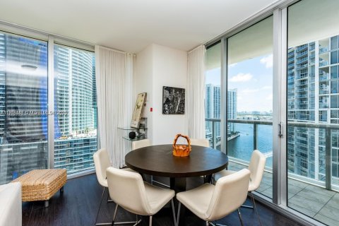 Condominio en venta en Miami, Florida, 2 dormitorios, 128.76 m2 № 1964686 - foto 14
