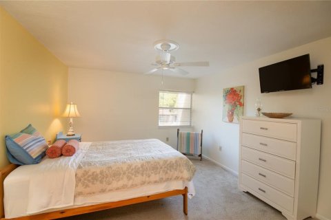 Condo in Sarasota, Florida, 1 bedroom  № 1838841 - photo 9
