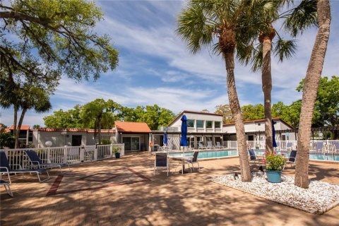 Condo in Sarasota, Florida, 1 bedroom  № 1838841 - photo 17