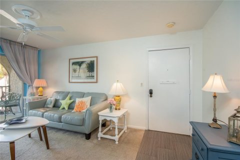 Condo in Sarasota, Florida, 1 bedroom  № 1838841 - photo 4