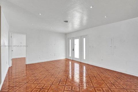 Купить виллу или дом в Мирамар, Флорида 4 спальни, 111.02м2, № 2023884 - фото 13