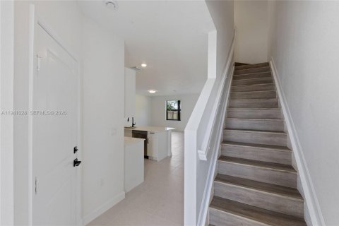 Adosado en alquiler en Dania Beach, Florida, 3 dormitorios, 162.49 m2 № 1998091 - foto 3