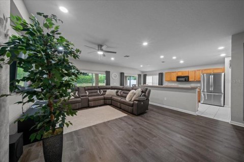 Villa ou maison à vendre à Ocala, Floride: 3 chambres, 159.23 m2 № 2407049 - photo 4