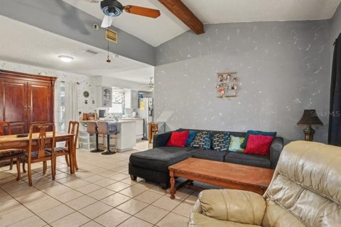 House in Lakeland, Florida 3 bedrooms, 104.05 sq.m. № 2428902 - photo 6