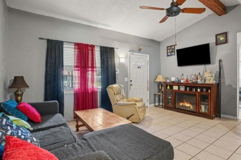 House in Lakeland, Florida 3 bedrooms, 104.05 sq.m. № 2428902 - photo 4