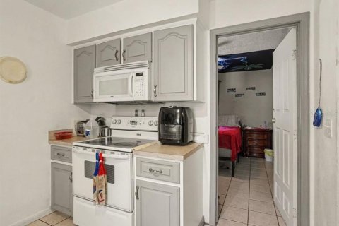 House in Lakeland, Florida 3 bedrooms, 104.05 sq.m. № 2428902 - photo 11