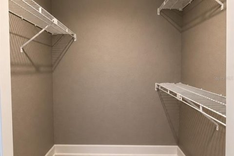Condominio en alquiler en Orlando, Florida, 2 dormitorios, 91.79 m2 № 2231354 - foto 26