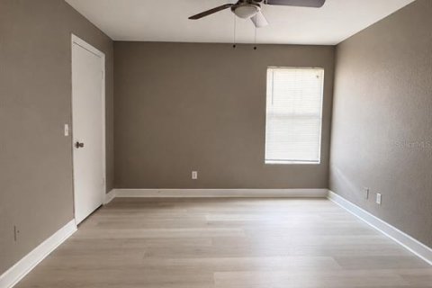 Condominio en alquiler en Orlando, Florida, 2 dormitorios, 91.79 m2 № 2231354 - foto 21
