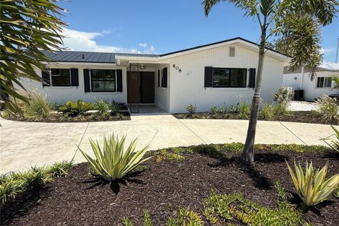 House in Palmetto, Florida 3 bedrooms, 169.45 sq.m. № 1751342 - photo 3