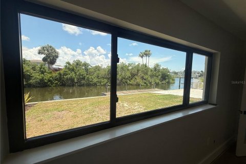 House in Palmetto, Florida 3 bedrooms, 169.45 sq.m. № 1751342 - photo 23