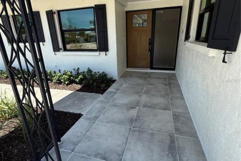 House in Palmetto, Florida 3 bedrooms, 169.45 sq.m. № 1751342 - photo 6