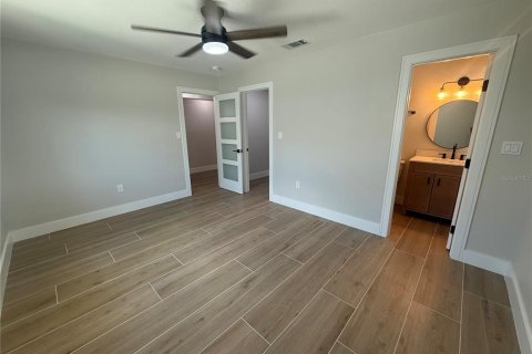 House in Palmetto, Florida 3 bedrooms, 169.45 sq.m. № 1751342 - photo 26