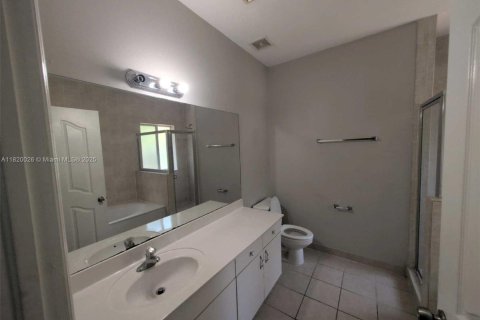 House in Homestead, Florida 3 bedrooms, 195.56 sq.m. № 1781632 - photo 10