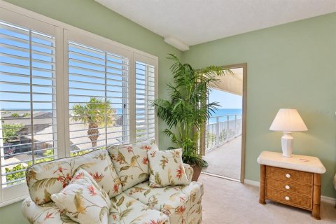 Copropriété à louer à New Smyrna Beach, Floride: 3 chambres, 191.47 m2 № 2428970 - photo 12