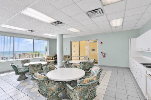 Copropriété à louer à New Smyrna Beach, Floride: 3 chambres, 191.47 m2 № 2428970 - photo 27