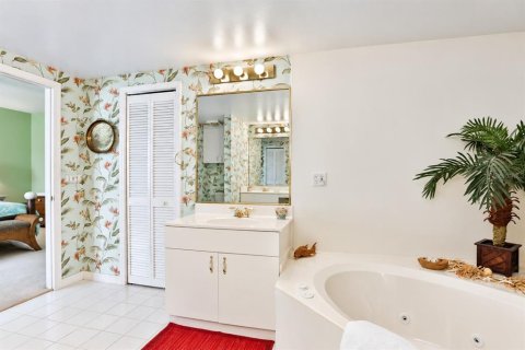 Copropriété à louer à New Smyrna Beach, Floride: 3 chambres, 191.47 m2 № 2428970 - photo 13