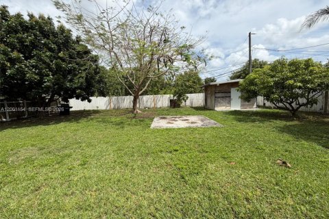 Casa en venta en Homestead, Florida, 3 dormitorios, 152.36 m2 № 2065361 - foto 8