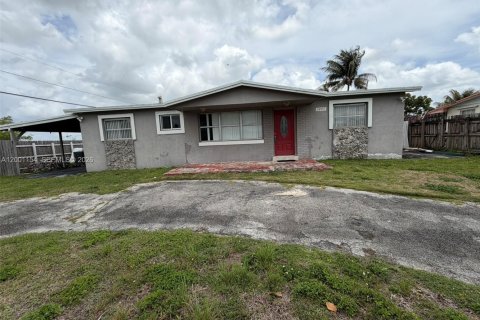 Casa en venta en Homestead, Florida, 3 dormitorios, 152.36 m2 № 2065361 - foto 2