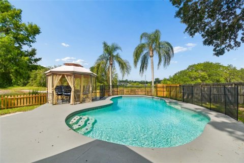 House in Apopka, Florida 4 bedrooms, 208.19 sq.m. № 2259181 - photo 21
