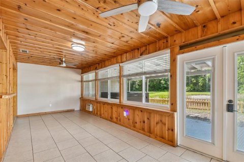House in Apopka, Florida 4 bedrooms, 208.19 sq.m. № 2259181 - photo 19