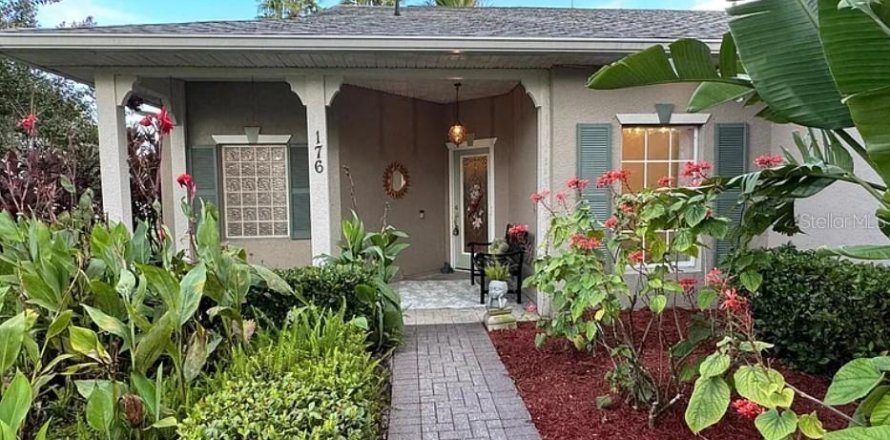 Casa en Kissimmee, Florida 2 dormitorios, 133.78 m2 № 2123544