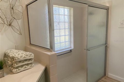 Casa en venta en Kissimmee, Florida, 2 dormitorios, 133.78 m2 № 2123544 - foto 13