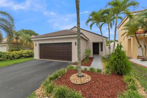 Casa en venta en Weston, Florida, 3 dormitorios, 126.35 m2 № 1854913 - foto 1