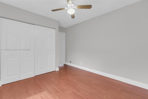 Casa en venta en Weston, Florida, 3 dormitorios, 126.35 m2 № 1854913 - foto 19