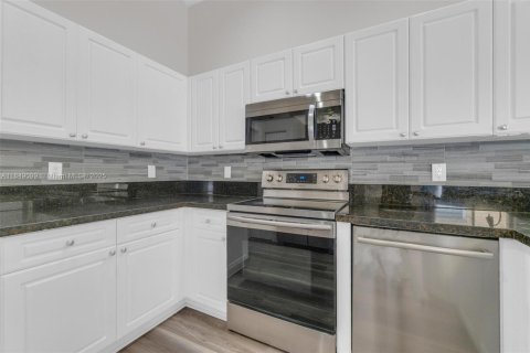 Casa en venta en Weston, Florida, 3 dormitorios, 126.35 m2 № 1854913 - foto 9