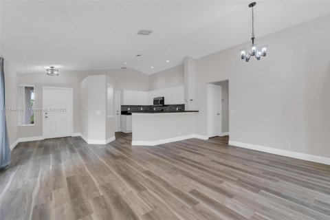 Casa en venta en Weston, Florida, 3 dormitorios, 126.35 m2 № 1854913 - foto 3