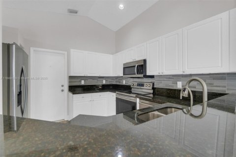 Casa en venta en Weston, Florida, 3 dormitorios, 126.35 m2 № 1854913 - foto 11