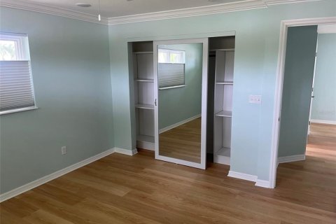 Villa ou maison à louer à Saint Pete Beach, Floride: 3 chambres, 184.69 m2 № 1911183 - photo 17