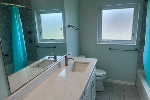 Villa ou maison à louer à Saint Pete Beach, Floride: 3 chambres, 184.69 m2 № 1911183 - photo 15