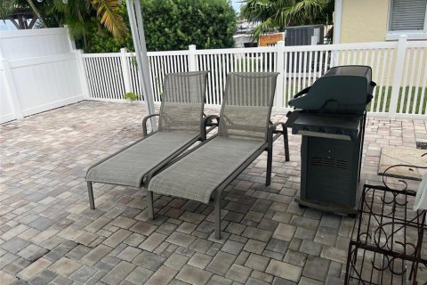 Villa ou maison à louer à Saint Pete Beach, Floride: 3 chambres, 184.69 m2 № 1911183 - photo 21