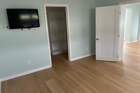 Villa ou maison à louer à Saint Pete Beach, Floride: 3 chambres, 184.69 m2 № 1911183 - photo 8