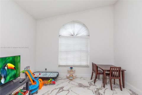 House in Coral Springs, Florida 5 bedrooms, 224.17 sq.m. № 1839673 - photo 21