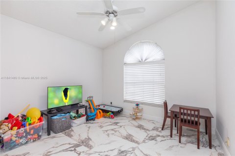House in Coral Springs, Florida 5 bedrooms, 224.17 sq.m. № 1839673 - photo 20